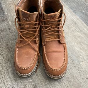 Like new Timberland boots